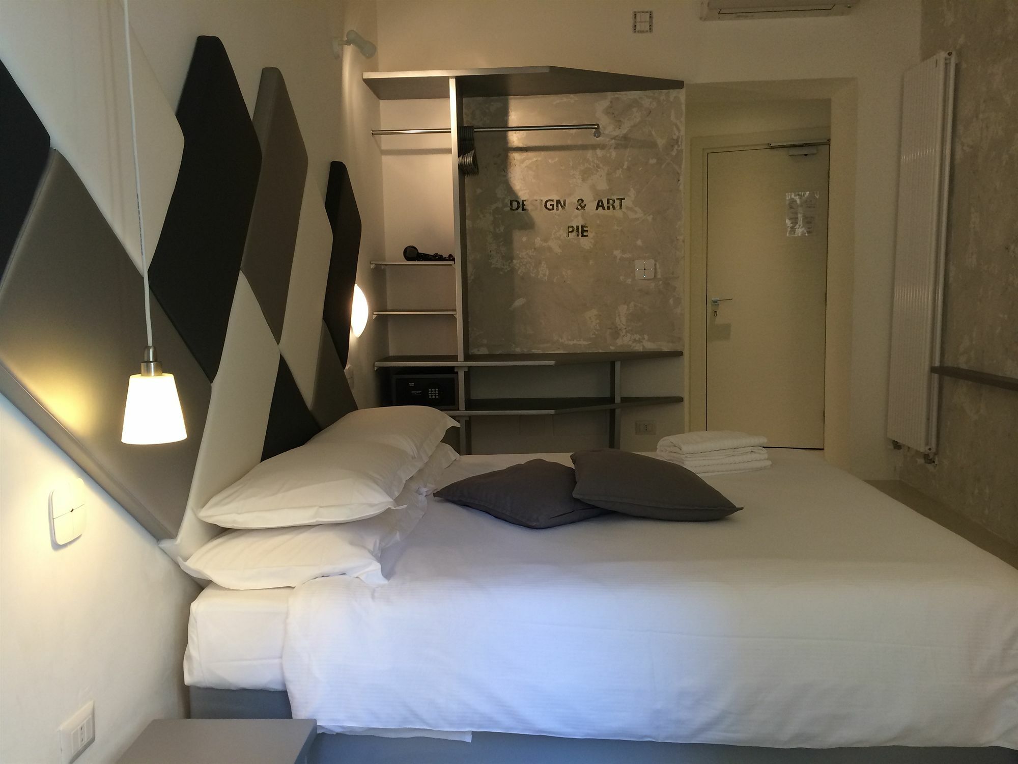 Design&art Pie' - & Comfort 3* Rom